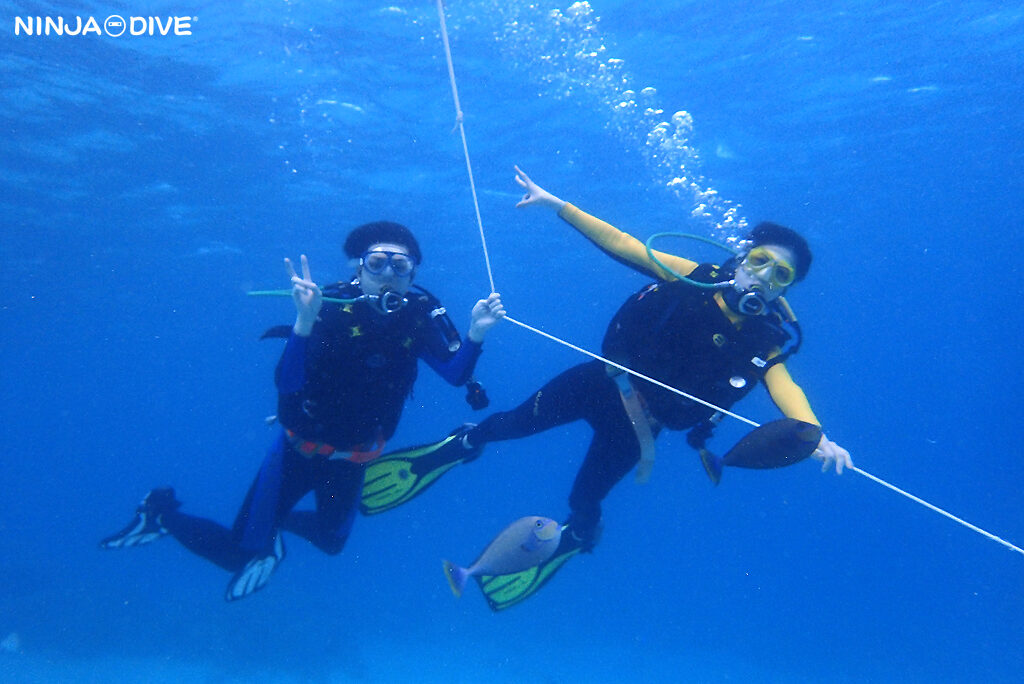 貸し切り プライベート ビーチダイビング グアム 体験ダイビング ビギナー 初心者 ダイビングショップ 水中展望台 お魚いっぱい カップル ピティボムホール 初めてのダイビング 家族旅行