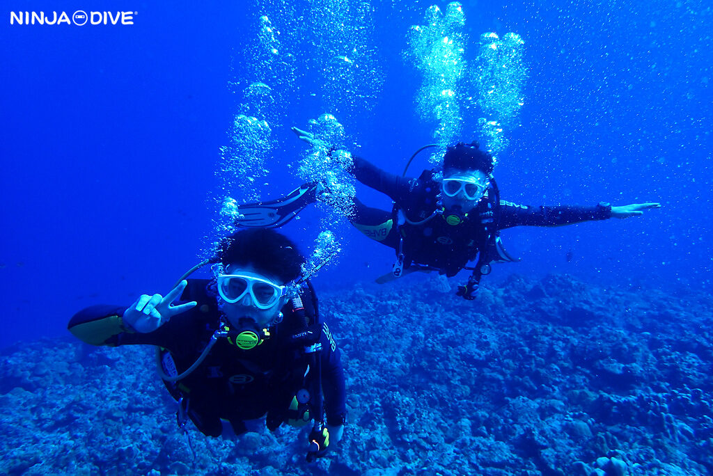 NINJA DIVE 忍者ダイブ 貸し切り プライベート チャーター ファンダイビング ボートダイビング グアム ダイビング ビギナー 初心者 少人数 ブルーアンドホワイト アメリカンタンカー 沈船 レック ダイビングショップ ライセンス取り立て