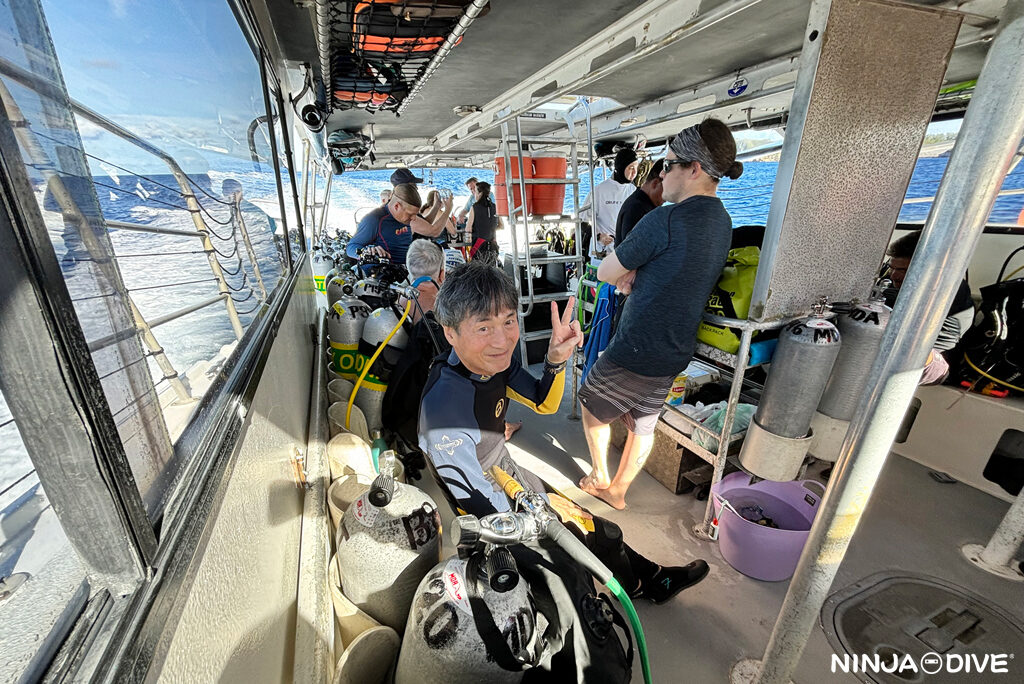 NINJA DIVE 忍者ダイブ 貸し切り プライベート チャーター ファンダイビング ボートダイビング グアム ダイビング ビギナー 初心者 少人数 ブルーホール ターザンケーブ フィンガーリーフ ダイビングショップ おひとりさま カップル ブランク