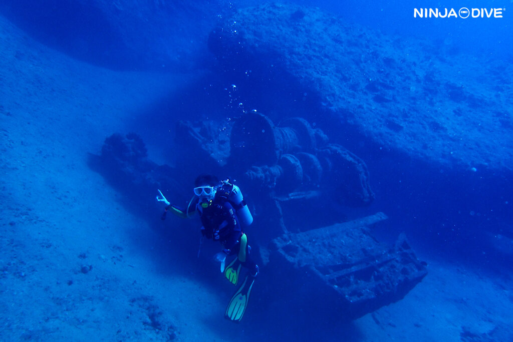 NINJA DIVE 忍者ダイブ 貸し切り プライベート チャーター ファンダイビング ボートダイビング グアム ダイビング ビギナー 初心者 少人数 ブルーホール ターザンケーブ フィンガーリーフ ダイビングショップ おひとりさま カップル ブランク
