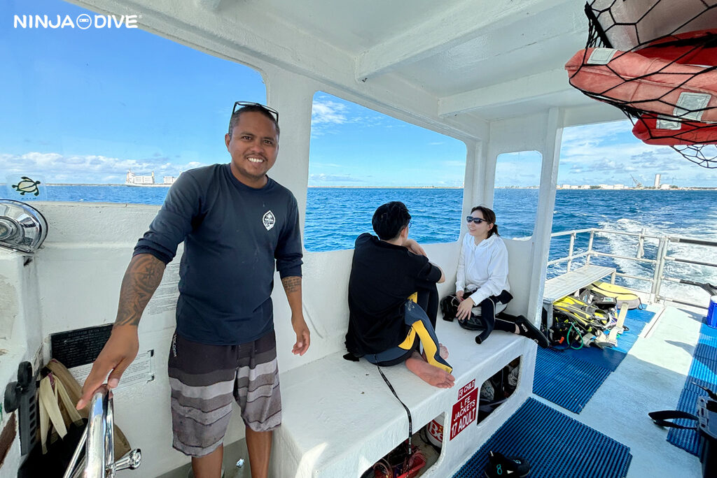 NINJA DIVE 忍者ダイブ 貸し切り プライベート チャーター ファンダイビング ボートダイビング グアム ダイビング ビギナー 初心者 少人数 ブルーホール ターザンケーブ フィンガーリーフ ダイビングショップ おひとりさま カップル ブランク