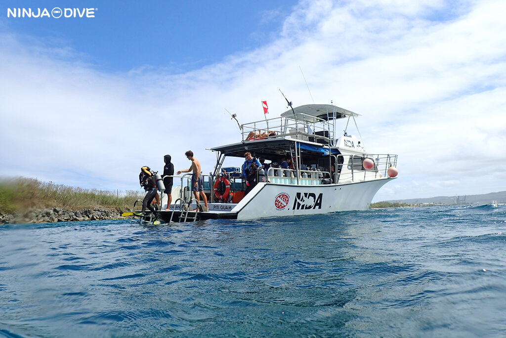 NINJA DIVE 忍者ダイブ 貸し切り プライベート チャーター ファンダイビング ボートダイビング グアム ダイビング ビギナー 初心者 少人数 フルーホール ハーレーリーフ マクロ撮影