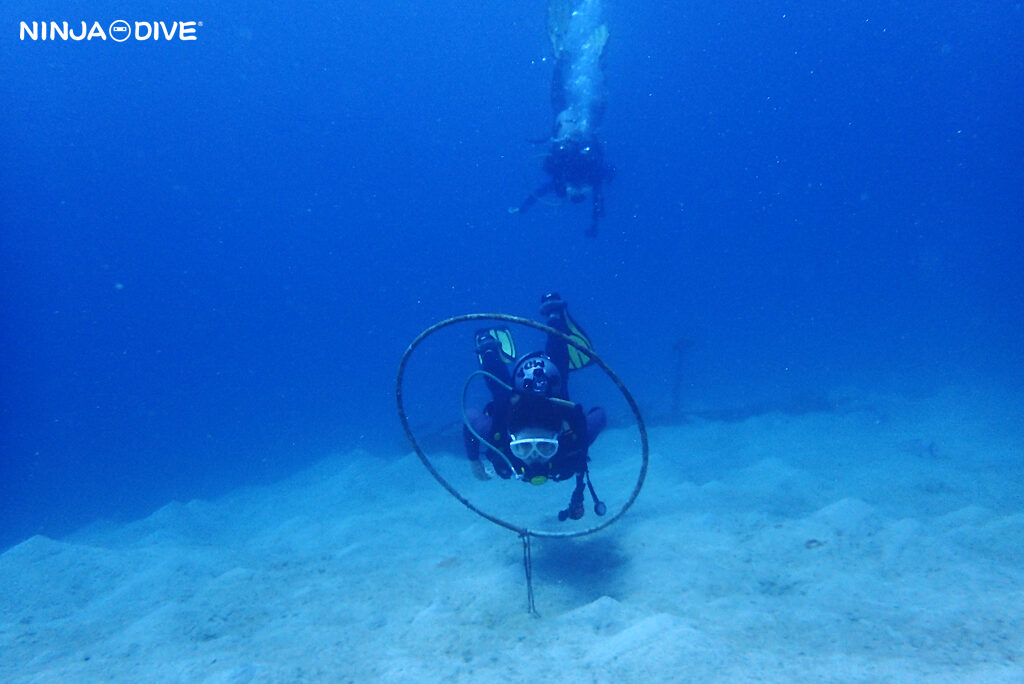 NINJA DIVE 忍者ダイブ 貸し切り プライベート チャーター ファンダイビング ボートダイビング グアム ダイビング ビギナー 初心者 少人数 ダイビングショップ アドバンス ライセンス講習 AOW