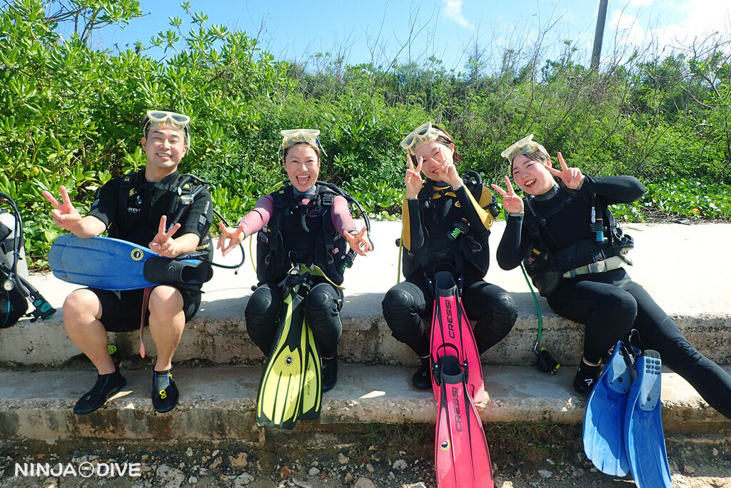 NINJA DIVE 忍者ダイブ 貸し切り プライベート ビーチダイビング グアム 体験ダイビング ビギナー 初心者 ダイビングショップ お魚いっぱい 社員旅行 アウトハウスビーチ ２ダイブ