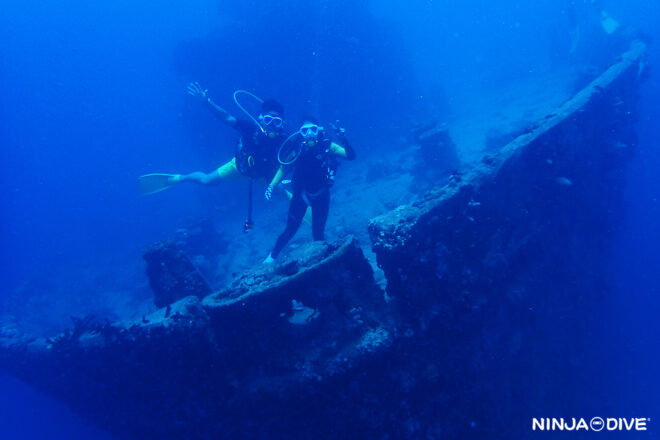 NINJA DIVE 忍者ダイブ 貸し切り プライベート チャーター ファンダイビング ボートダイビング グアム ダイビング ビギナー 初心者 少人数 ブルーホール アメリカンタンカー 沈船 レック