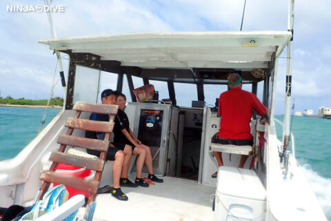 NINJA DIVE 忍者ダイブ 貸し切り プライベート ビーチダイビング グアム 体験ダイビング ビギナー 初心者 ダイビングショップ お魚いっぱい カップル リフレッシュダイビング ブランク 体験ダイビング カップル
